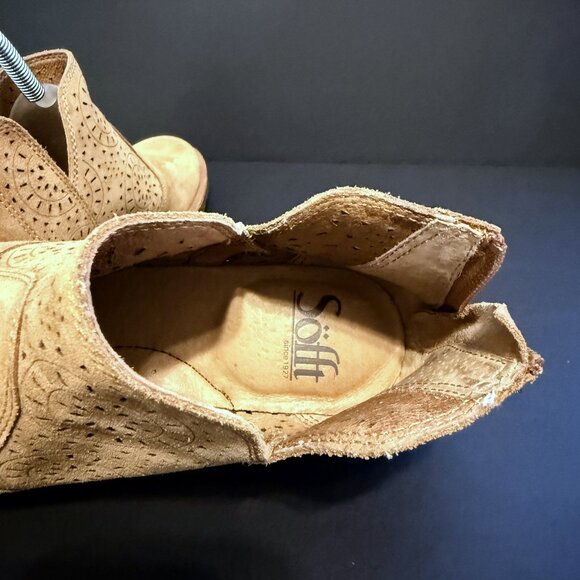 Sofft Women's Suede Booties 6M Tan Perforated Cut Outs - Picture 6 of 8